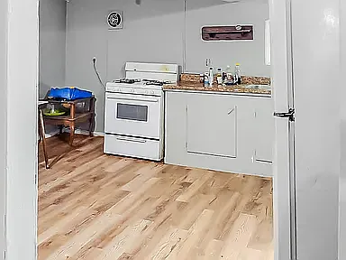 1 bed, $500 — Photo 2