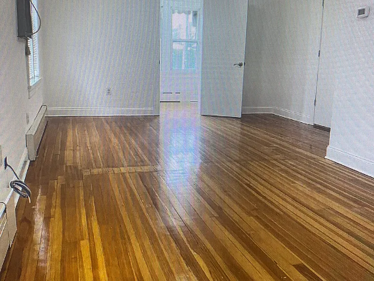Edison Ave — Photo 13