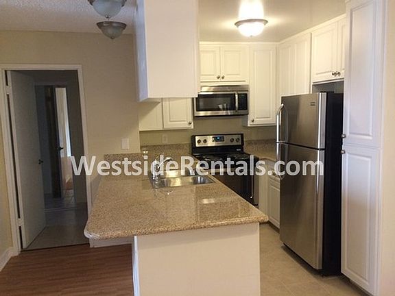 2nd image of 418 Pier Ave APT 102