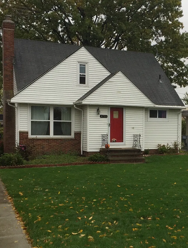 4711 Fleharty Rd photo 1