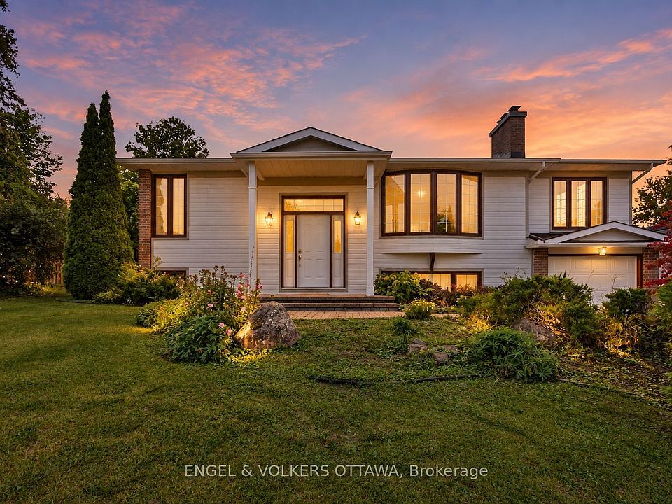 1st image of 5293 McLean Cres