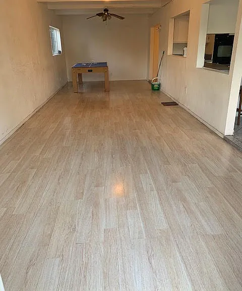 23910 Decorah Rd — Photo 6