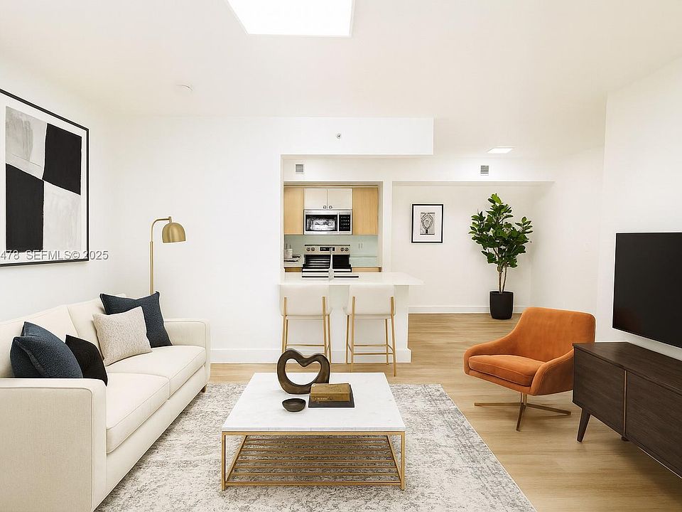 1st image of 2564 Centergate Dr APT 208