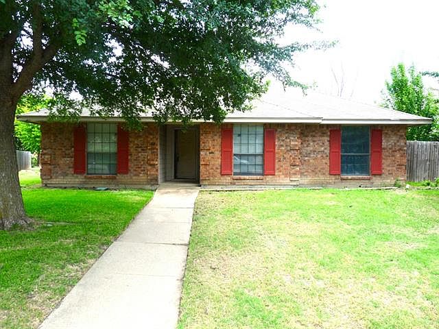 1st image of 129 Brisbane Ct