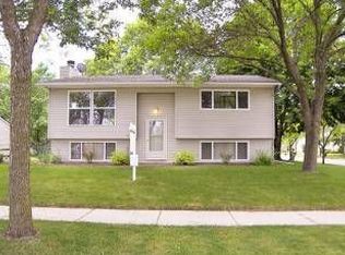 1805 10th Ave SE, Rochester, MN 55904