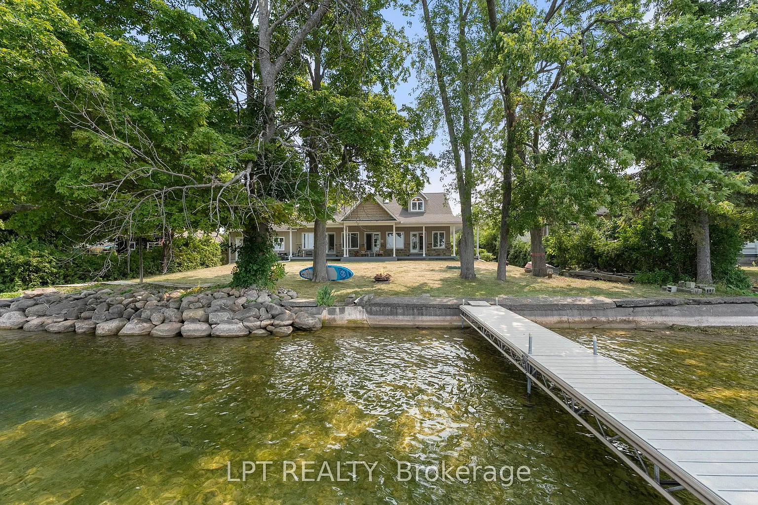 22 Blue Heron Dr photo 1