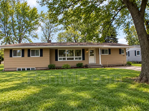 1909 Stockman Rd #A, Mount Pleasant, MI 48858