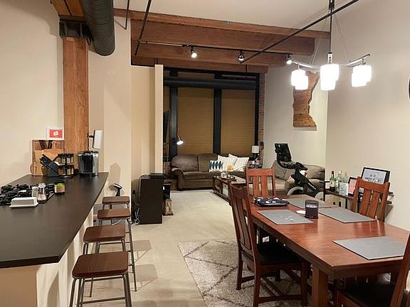 3rd image of 728 W Jackson Blvd APT 419