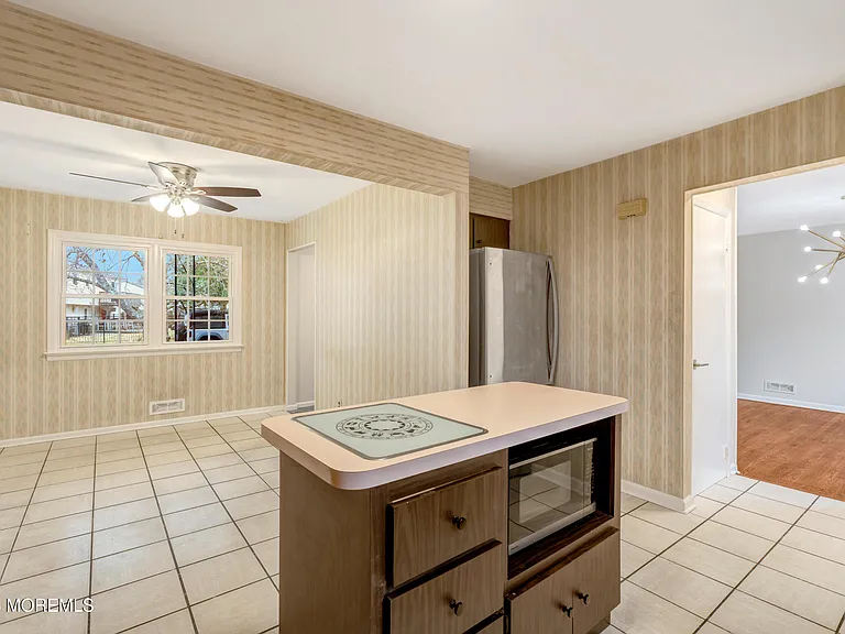 429 Lake Ave — Photo 10
