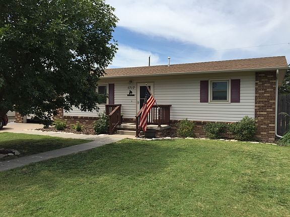 3rd image of 1717 Golden Belt Dr
