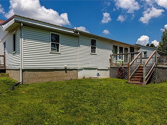 5th image of 5011 Emery Ave