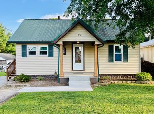 105 E 2nd Ave, Huntingburg, IN 47542