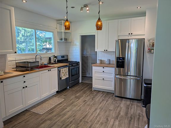 5th image of 294 Lincoln Avenue