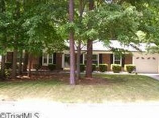 2106 Brickhaven Dr, Greensboro, NC 27407