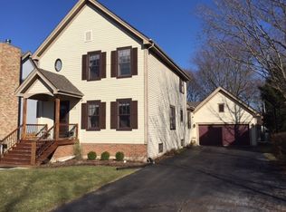 1219 Muriel St, Woodstock, IL 60098