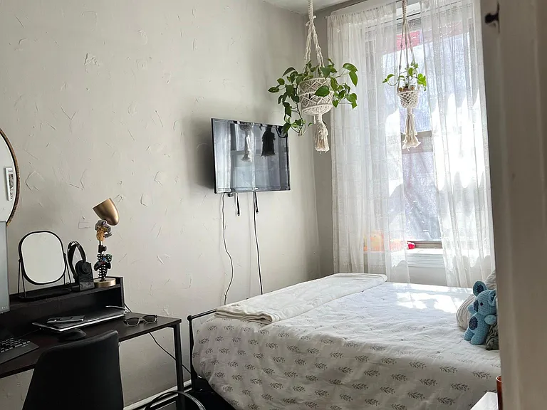 71 Phillips St #2 — Photo 11