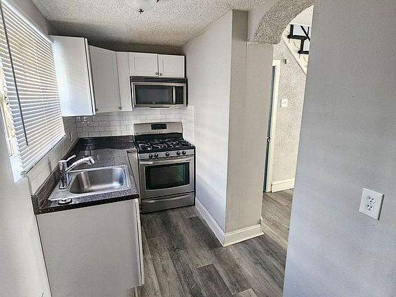 4th image of 3963 Wyalusing Ave