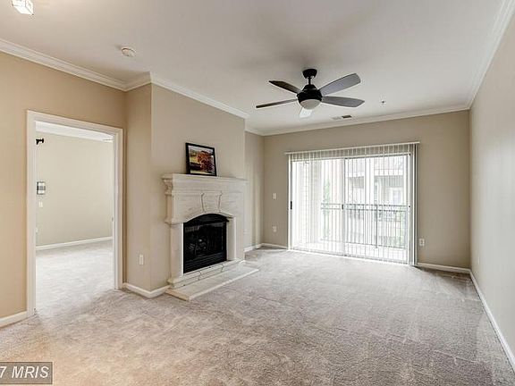 3rd image of 12913 Centre Park Cir APT 209
