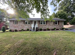 1521 Regina Ct, Mt Sterling, KY 40353