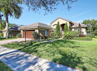 10785 NW 64th Ct, Parkland, FL 33076