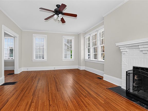 4th image of 724 Hollywood St