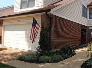 5519 Duchesne Parque Dr, Saint Louis, MO