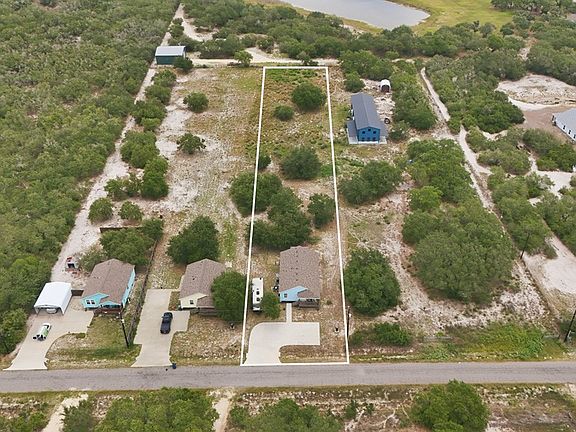 2nd image of 2111 Lone Star Rd