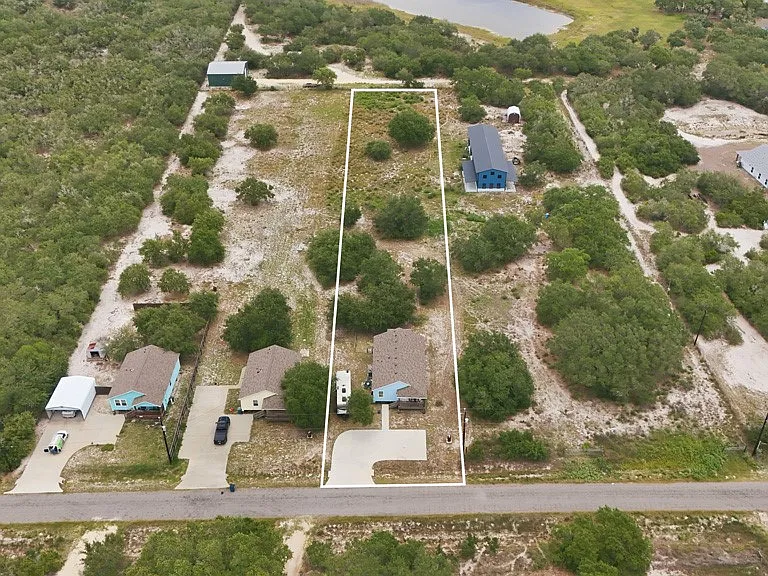 2111 Lone Star Rd — Photo 28