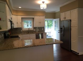 4601 Buckner Ln, Paducah, KY 42001
