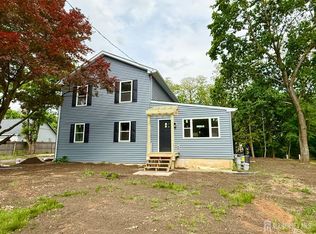 124 Half Acre Rd, Monroe Township, NJ 08831