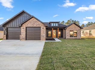 160 Rock Crk, Nacogdoches, TX 75965