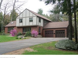 94 Ganneston Dr, Augusta, ME 04330