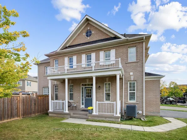 1413 Connaught Ter, Milton, ON L9E 0B2