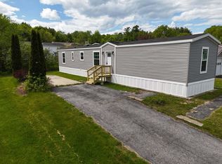 5 Anita St, Sabattus, ME 04280