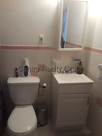 301 Marlborough St #7 — Photo 10