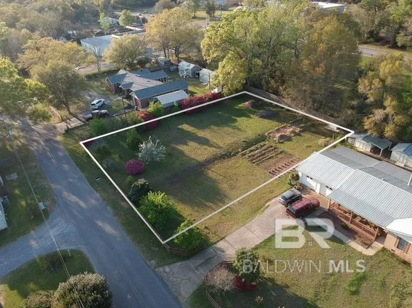 14765 Camelia Ave, Magnolia Springs, AL 36555