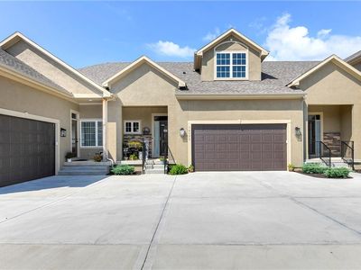 16177 W 174th Ter #3, Olathe, KS, 66062