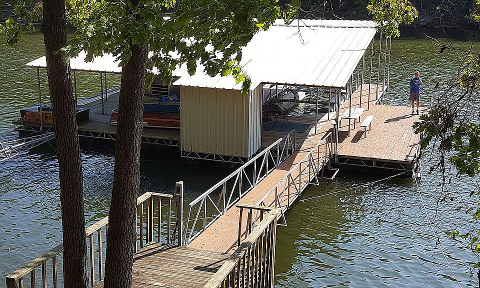 1st image of 557 Walkers Cay Dr