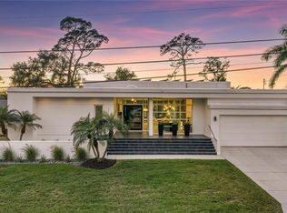 3324 Walnut St NE, Saint Petersburg, FL 33704