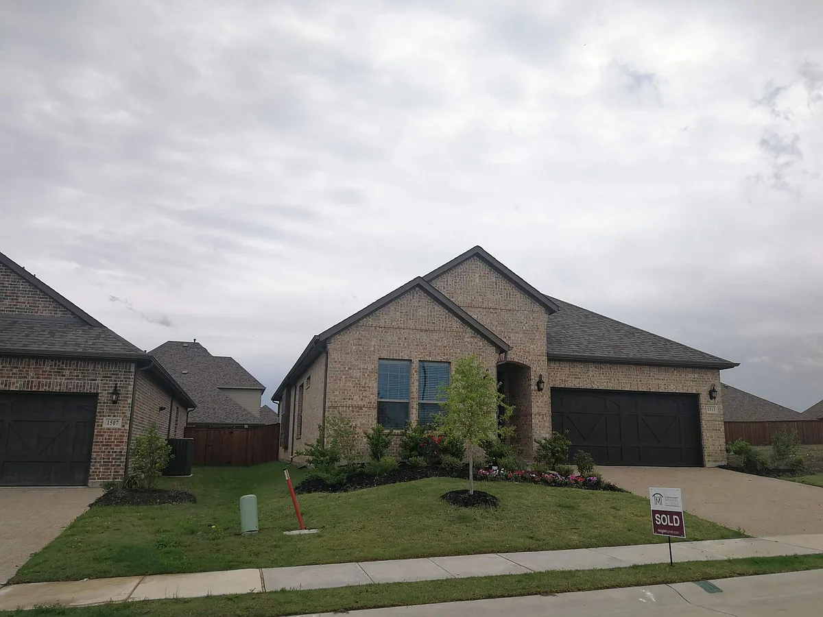 Building Photo - 1513 Gallant Fox Dr