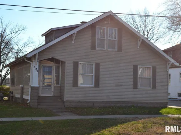 305 W College St, Carbondale, IL 62901