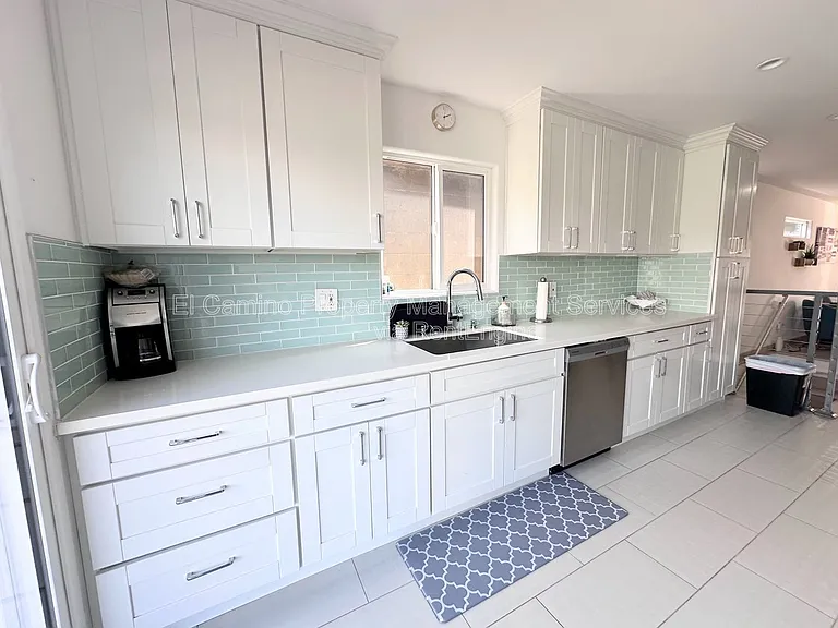 4133 Raynol St — Photo 1