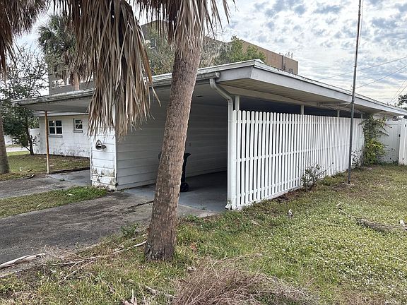 2nd image of 204 Bobbie Cir
