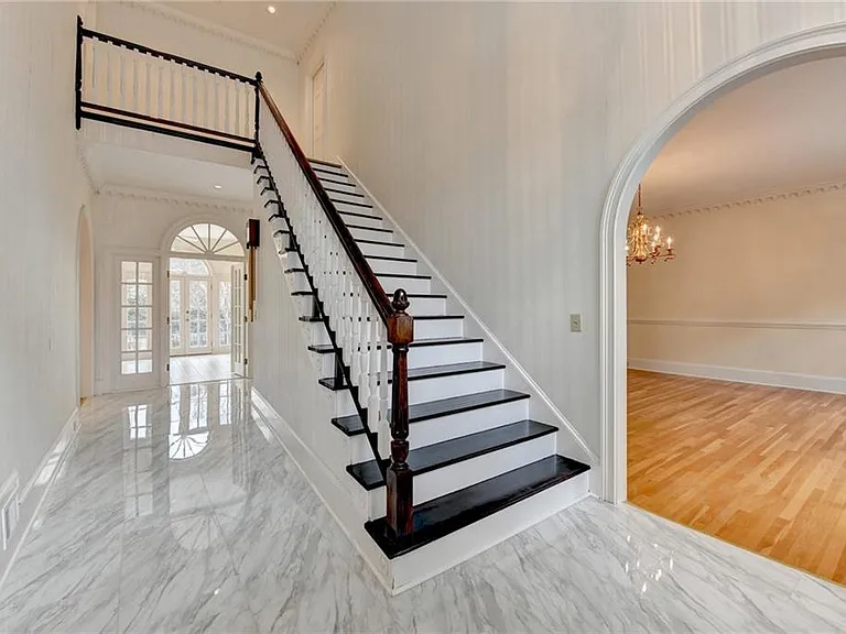 1000 Grayson Pkwy — Photo 4