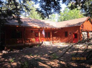 N8376 Reindeer Run, Munising, MI 49862