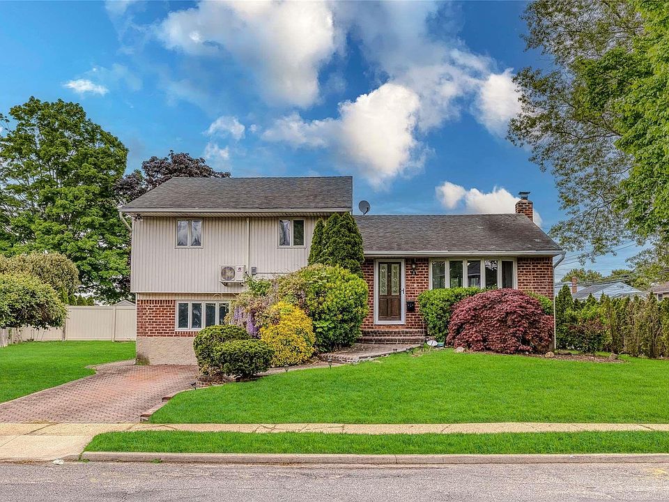 1st image of 21 Westmoreland Dr