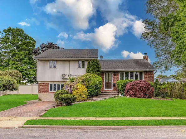 21 Westmoreland Dr, Jericho, NY 11753