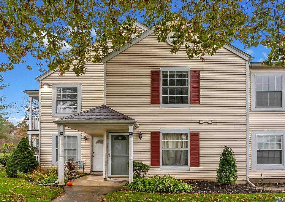 1st image of 204 Fairview Cir #204