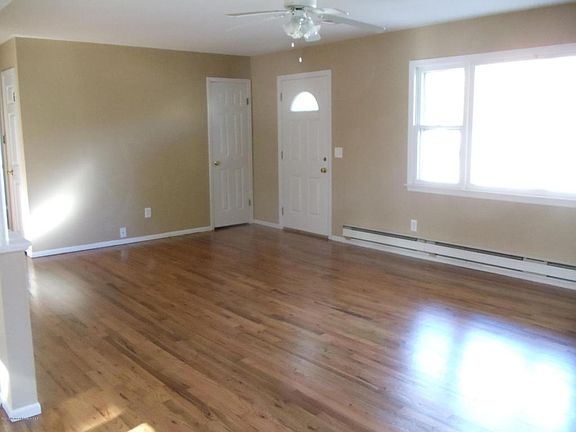3rd image of 1532 7th Ave