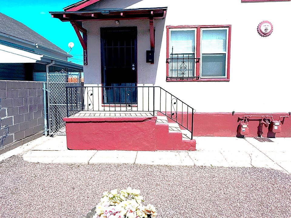 1st image of 1315 E 4th St
